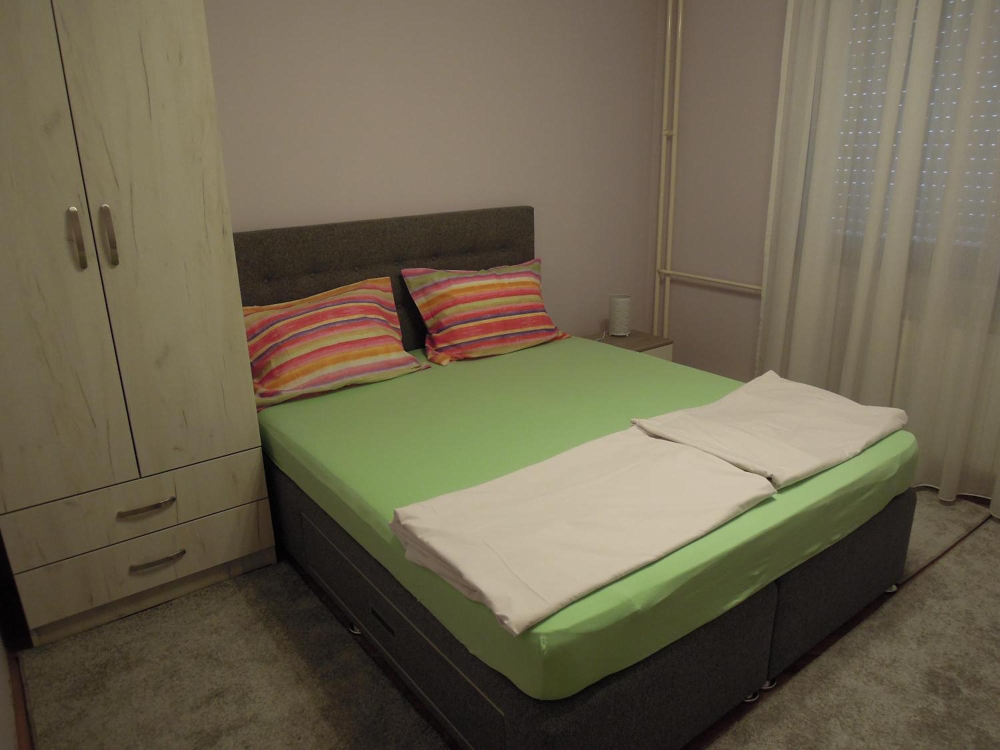 נובי סאד Classic Apartment מראה חיצוני תמונה